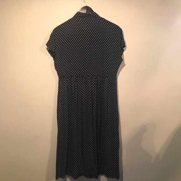 Vintage navy polka dot dress with pockets! - Picture 5 of 5